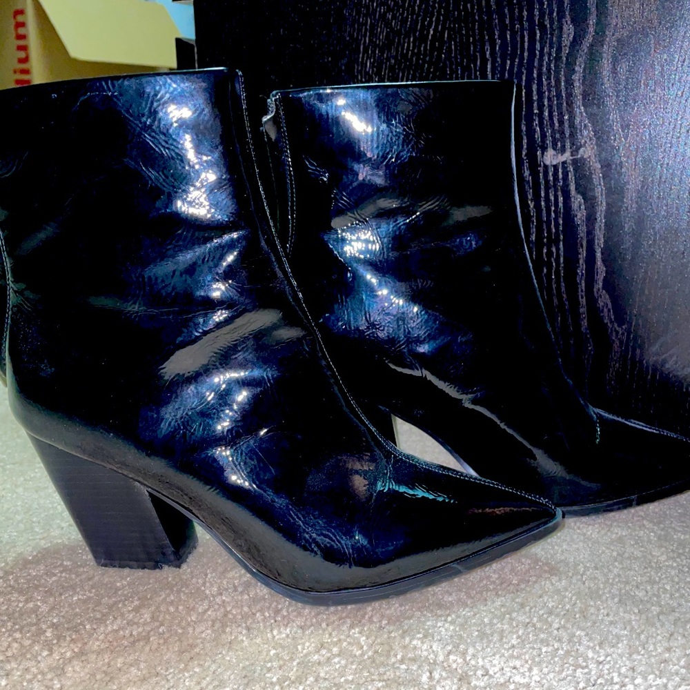 Black pointed booties